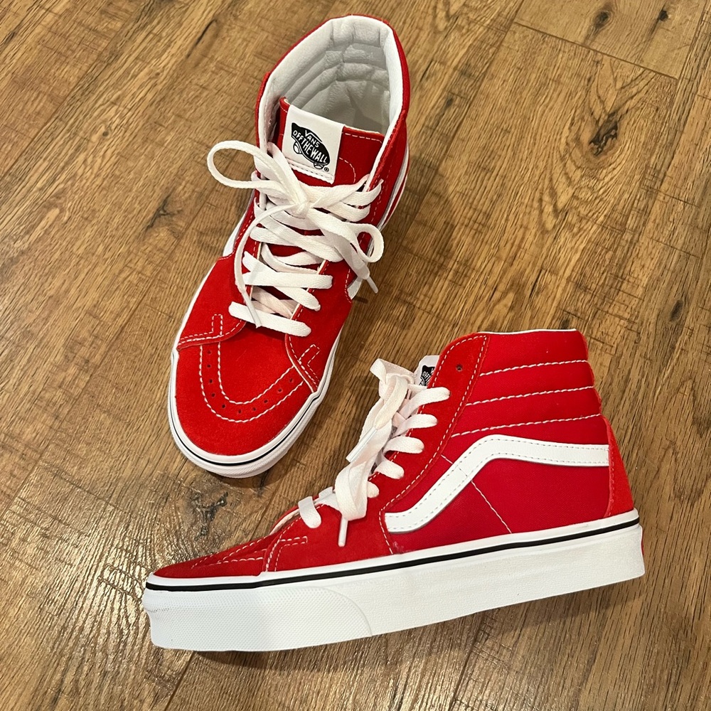 Vans men’s 5 / women’s 6.5